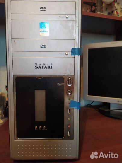 Компьютер в сборе с монитором