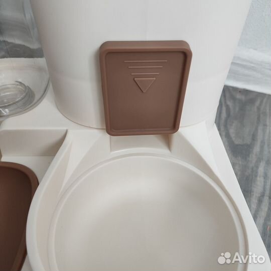 Кормушка для животных автоматическая новая