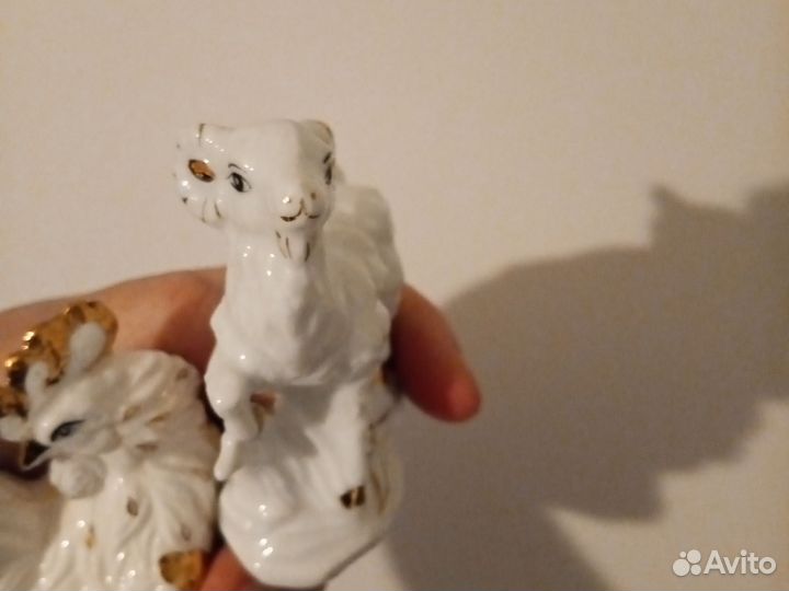 Фарфоровые статуэтки