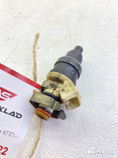 Форсунка топливная Mitsubishi Pajero Mini H56A