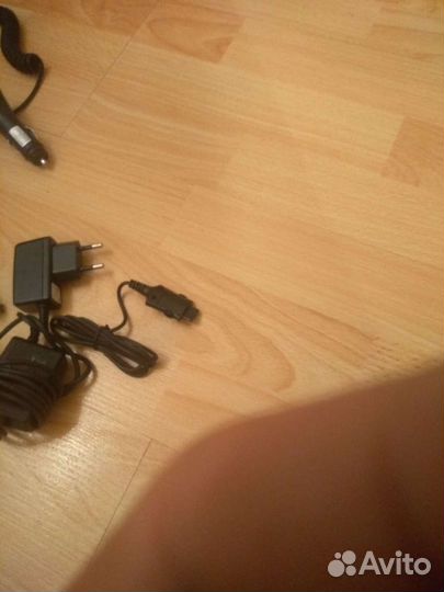 Зарядное устройство