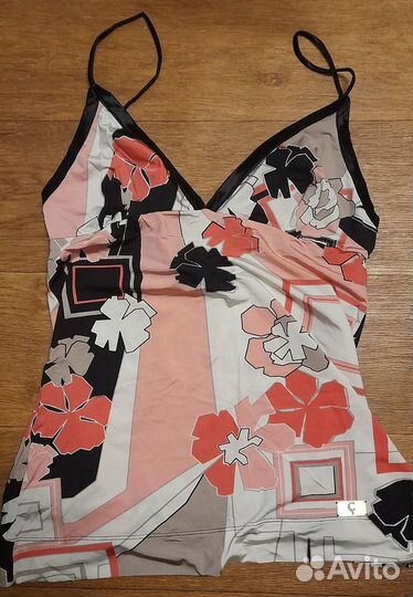 Майка, Италия, L