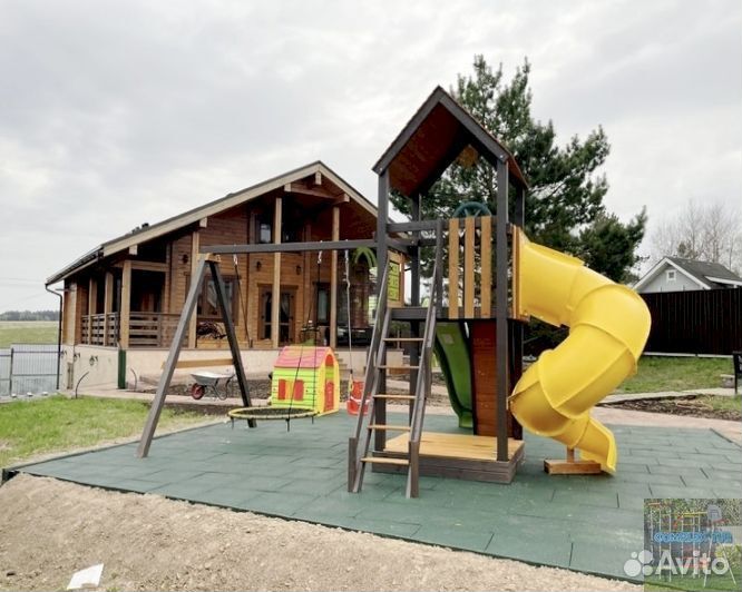 Детская площадка для лета и зимы