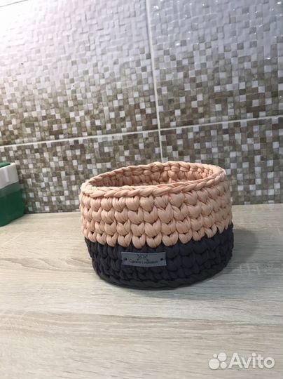 Вязанные корзинки, кашпо, шкатулки