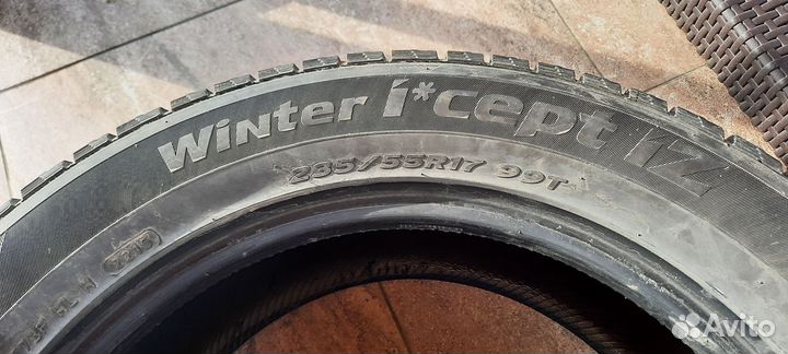 Hankook Winter I'Cept IZ2 235/55 R17 99T