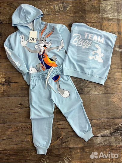 Новинки 2023 года. Костюм новый Zara