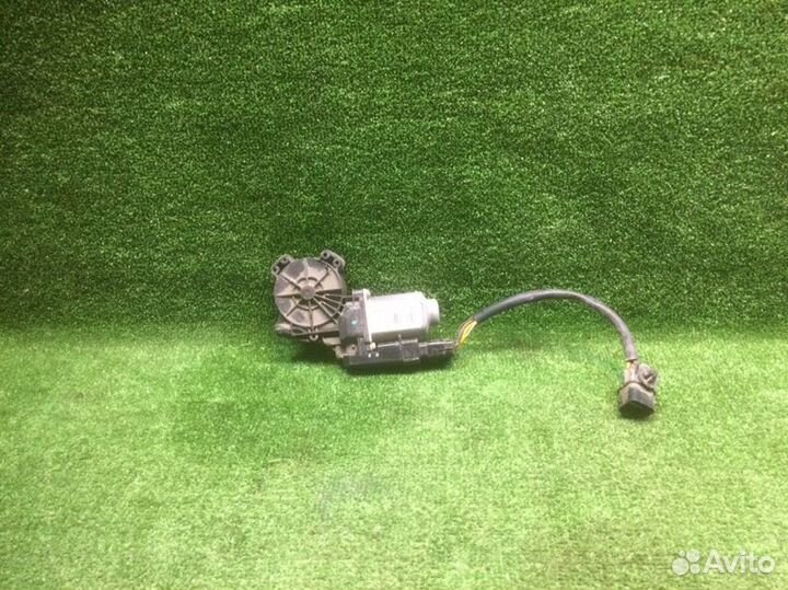 Блок моторчика стеклоподъемника передний левый