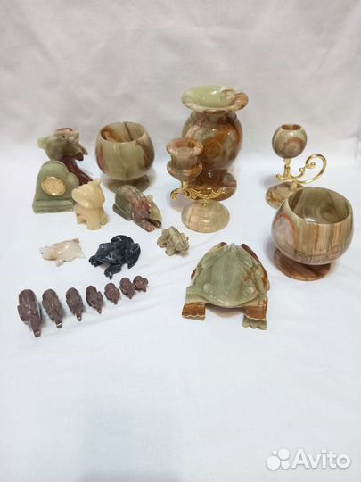 Статуэтки из оникса