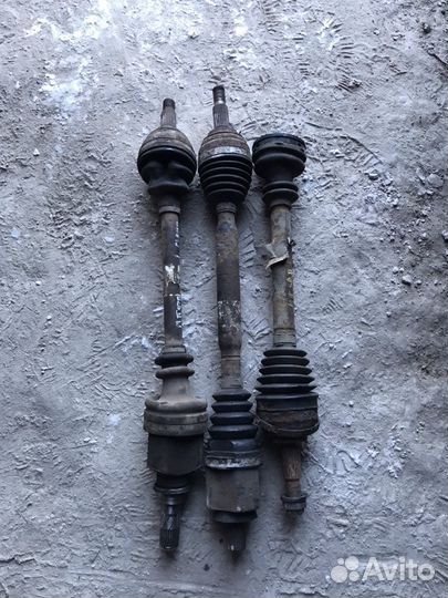 Полуось передняя левая Рено Меган 2 Renault Megane