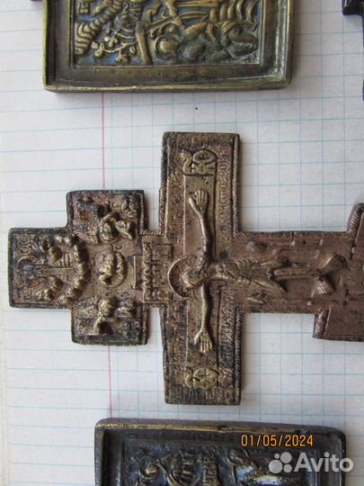 Иконки и Крест, литьё