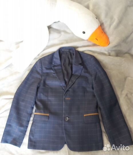 Пиджак для мальчика 146