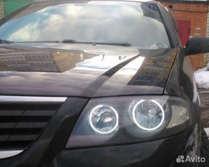 Ангельские глазки на Nissan Almera N16 и Classic