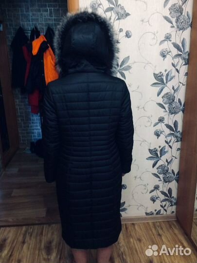 Пуховик женский