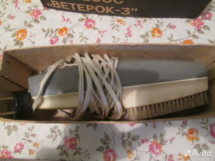 Электрощетка-пылесос, щетка ручная