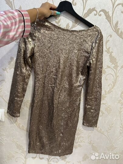 Нарядное платье