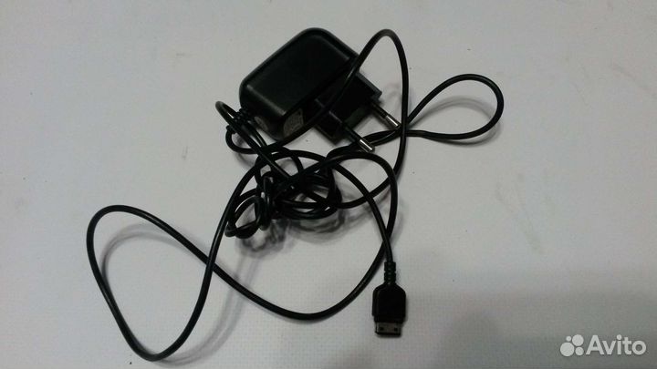Адаптеры и зарядник на любой гаджет