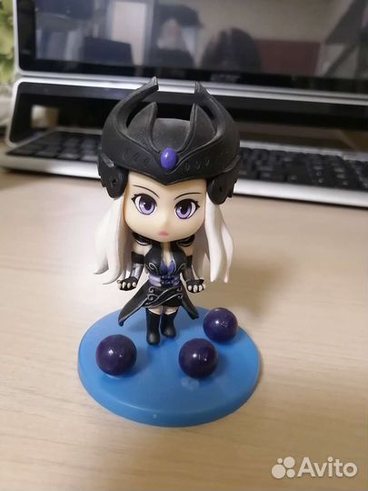 Фигурка аниме. Лига легенд