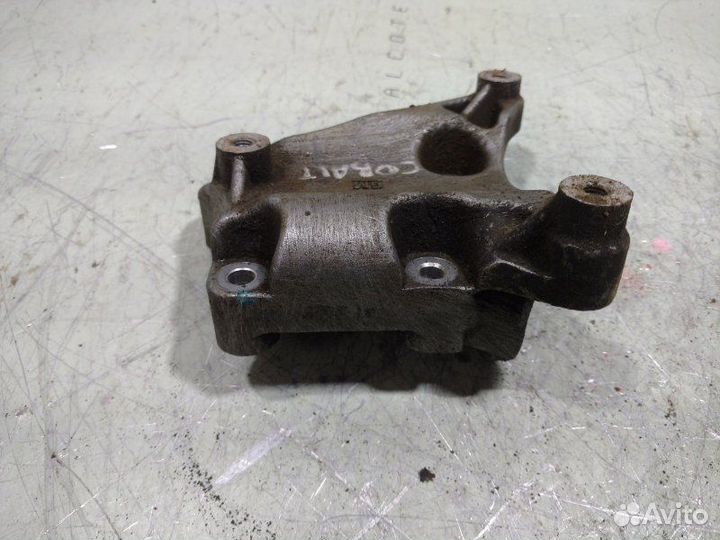 Кронштейн компрессора кондиционера Chevrolet