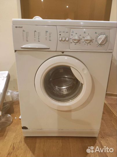 Стиральная машина на запчасти indesit
