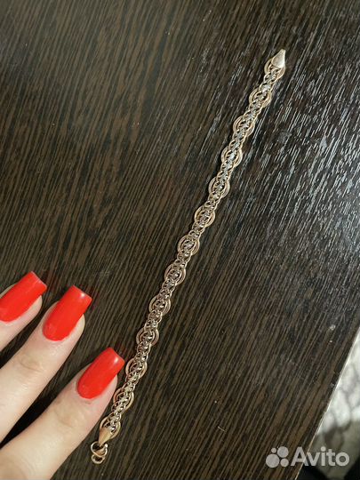 Золотой браслет