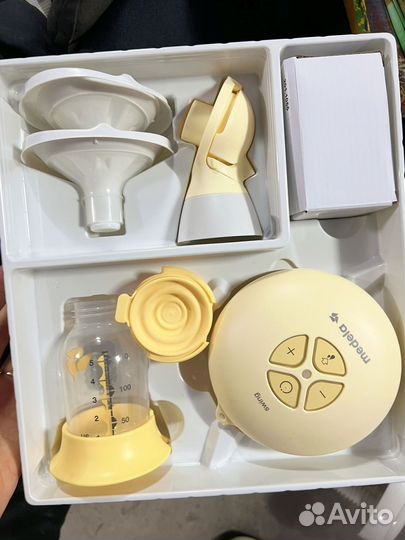 Молокоотсос электрический Medela