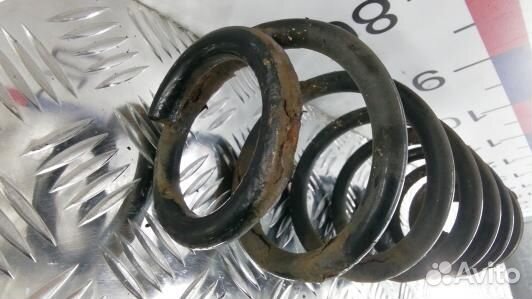 Пружина задняя volkswagen jetta 6 (TEA31LY02)