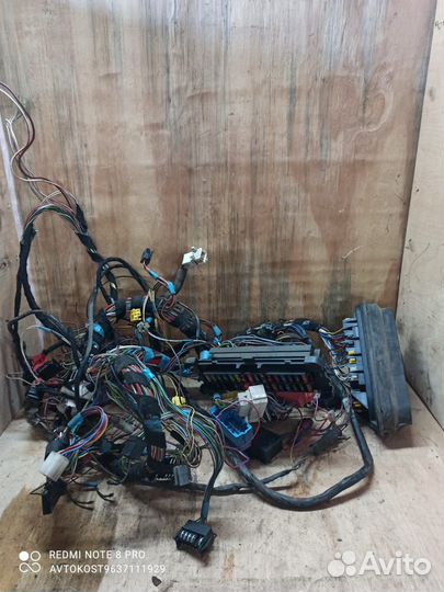 Проводка с блоком предохранителей volvo 440 460