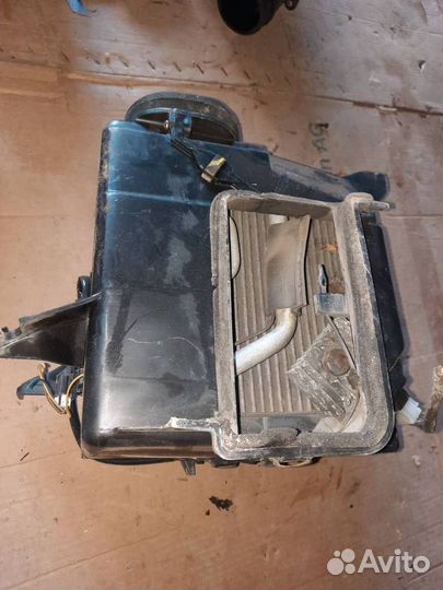 Радиатор кондиционера Volvo V40 рест. 2001