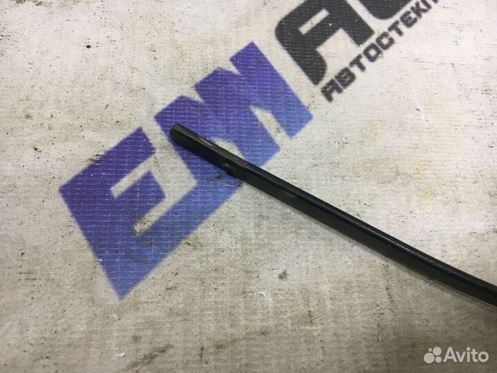 Поводок стеклоочистителя Ваз 2108-2114