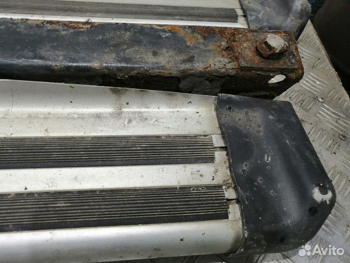 Подножки комплект оригинал Toyota RAV 4 III XA30