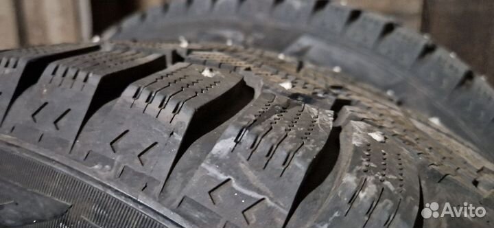 Pirelli Ice Zero 205/55 R16