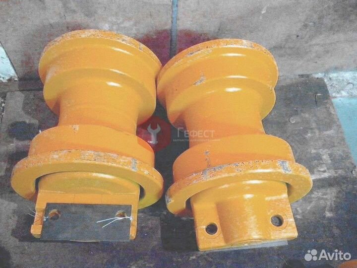 Каток поддерживающий Hitachi R912STD 9089636