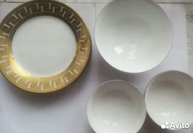 Кастрюли, тарелки