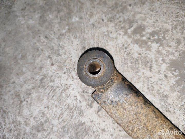 Тяга поперечная задняя Audi 100 C3 седан 2.2 KU