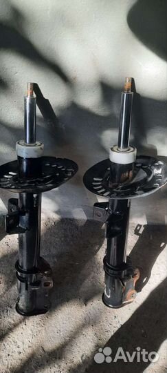 Передние стойки mercedes viano