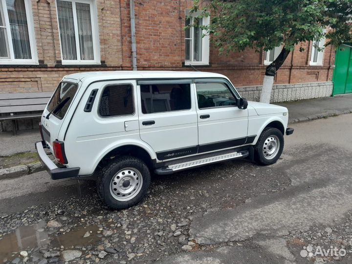 LADA 4x4 (Нива) 1.7 МТ, 2020, 82 000 км