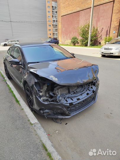 Volkswagen Passat CC 1.8 МТ, 2010, битый, 198 000 км