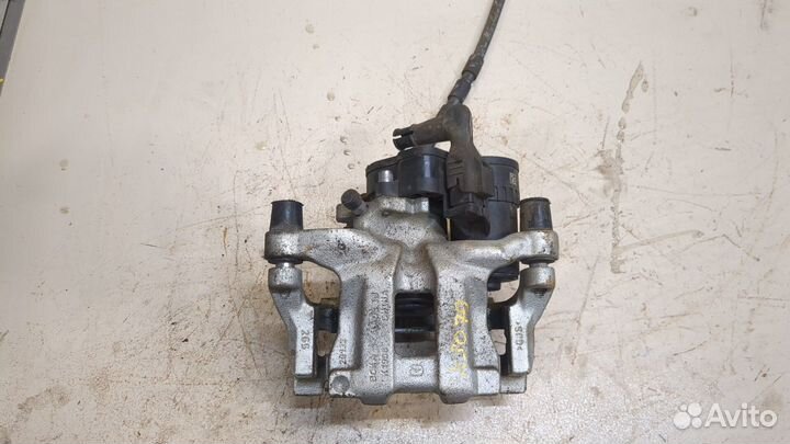 Суппорт Mazda 3 (BP) 2019, 2022