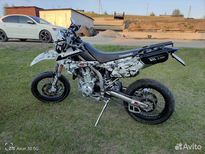 Kawasaki klx 250s/d-tracker 250