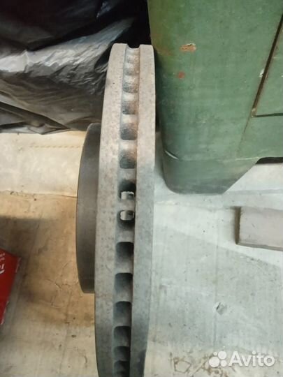 Передние тормозные диски toyota camry