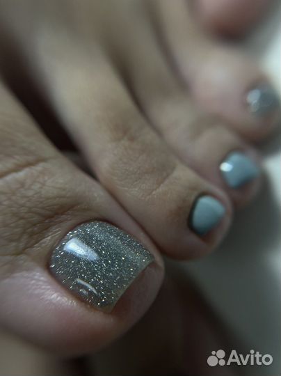 Маникюр, педикюр