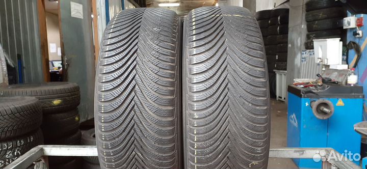 Michelin Pilot Alpin PA5 225/55 R17