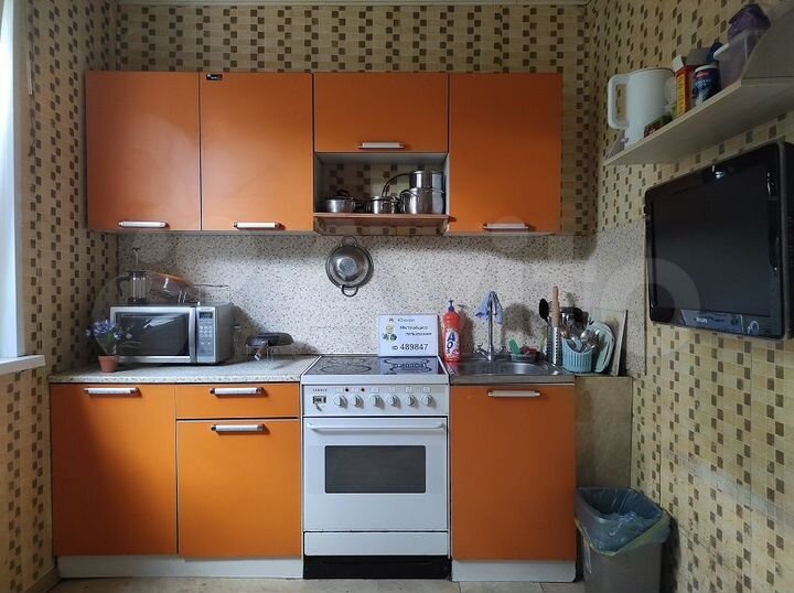 Комната 22 м² в 1-к., 1/17 эт.