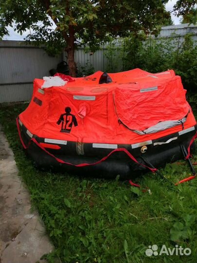 Плот спасательный