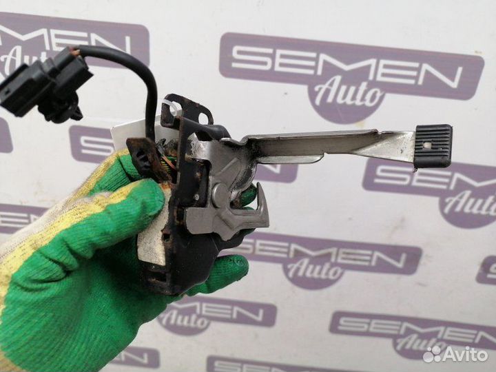 Замок капота Honda Civic FK2 2006-2012