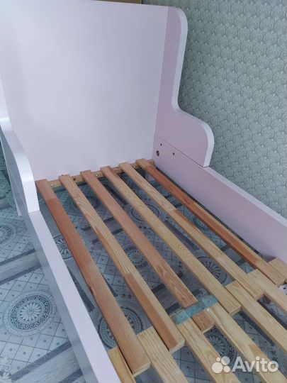 Детская кровать IKEA с матрасом