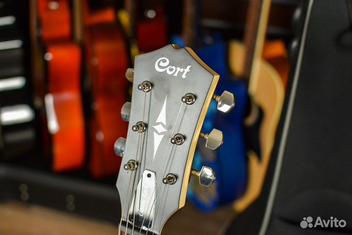 Электрогитара Cort Les Paul + Аксессуары