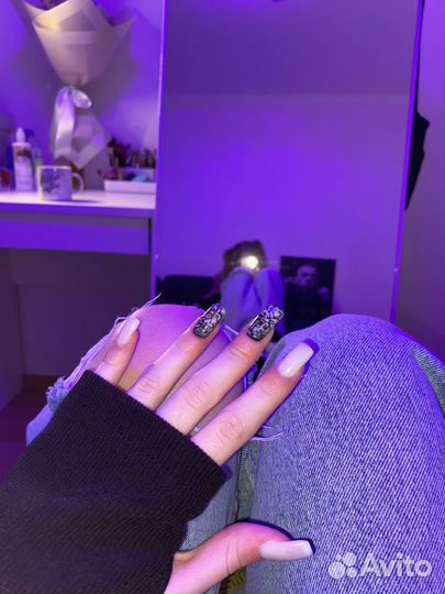Маникюр на дому