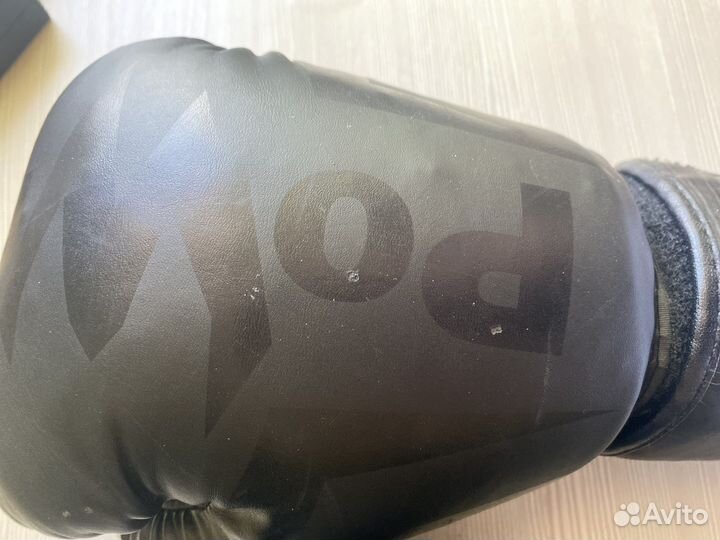 Боксерские перчатки 12 oz