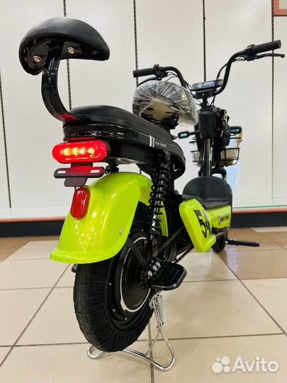 Электроскутер новый Sky Way